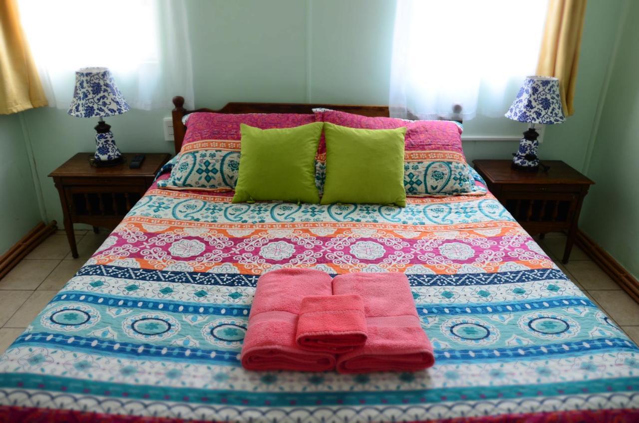 Hostal Aventura Austral Punta Arenas Extérieur photo